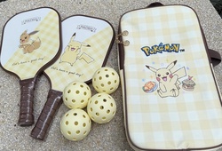 Pokémon “bắt tay” Pickleball: FairPrice tung bộ vợt đặc biệt tại Singapore