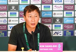 HLV Kim Sang Sik bật mí “đòn hiểm” giúp U23 Việt Nam ghi bàn từ... bóng chết
