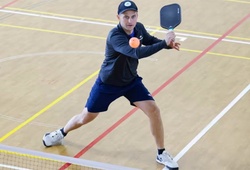 Rời ánh đèn sân đấu, Daniel Moore viết câu chuyện pickleball mới tại Nhật Bản