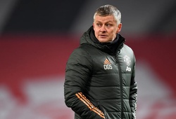 Solskjaer và Carrick có thể cùng đảm nhận vị trí huấn luyện viên tạm quyền của MU
