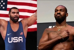 Brendan Schaub cảnh báo Gable Steveson khi chọn Jon Jones làm người dẫn đường