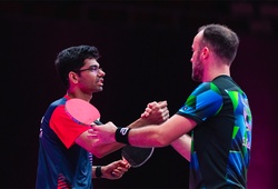 Manav Thakkar gây bất ngờ trước Simon Gauzy tại WTT Champions Doha 2026,