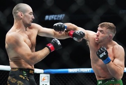 Sean Strickland tố UFC gây áp lực tái đấu Dricus du Plessis dù anh gãy vai