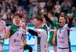 Chelm gây sốc tại PlusLiga, Lublin sụp đổ trên sân nhà