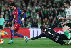 Barcelona buộc phải tung ra những quân bài chủ lực để đánh bại đội hạng 2