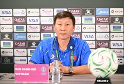 HLV Kim Sang Sik: “U23 UAE vượt trội hơn về thể chất, tốc độ”