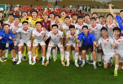 Tránh cả Nhật Bản và Hàn Quốc - những "tính toán điên rồ" của Kim Sang-sik mở đường vào chung kết