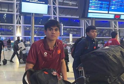 U23 Việt Nam chợp mắt vội, 1 giờ sáng ra sân bay về nước