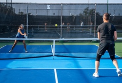 Giá thuê sân có đang “bóp nghẹt” Pickleball? Khi rào cản chi phí đe dọa sức sống của môn thể thao đại chúng