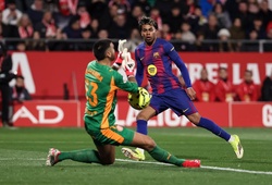 Barcelona thực hiện 26 cú sút vẫn thua sốc Girona và mất ngôi đầu bảng