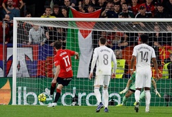 Bảng xếp hạng La Liga sau khi Real Madrid thua đau ở phút 90