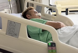 "Vua cùi chỏ" Theerathon gãy mũi trước trận sinh tử của tuyển Thái Lan