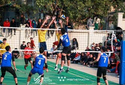 Bóng chuyền hội làng vài ngày giúp các VĐV kiếm tiền bằng cả năm thi đấu chuyên nghiệp