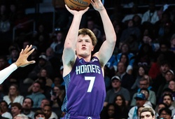 Vượt mặt đàn anh, tân binh đắt giá của Hornets xô đổ kỷ lục ném 3 điểm lịch sử NBA