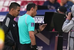 Những pha câu giờ và giả vờ ngã: Quy trình VAR được mở rộng trước thềm World Cup