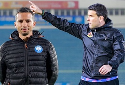 Bốn ngày, hai HLV châu Âu mất việc: Ghế nóng V.League rất khắc nghiệt