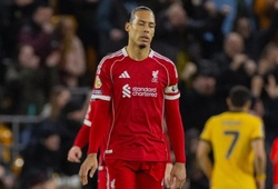 Liverpool lần thứ 5 trong mùa giải chịu thất bại ở phút 90