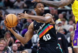 Mạch trận "người sắt NBA" bị phá vỡ: Lão tướng Harrison Barnes lỡ trận đầu tiên sau 5 năm cày ải