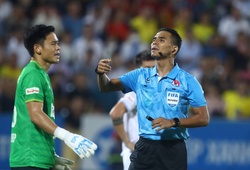 Trọng tài FIFA Malaysia cầm còi trận Hà Nội vs CAHN