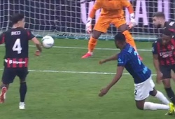 Lý do trọng tài không thổi phạt đền Ricci để bóng chạm tay ở trận AC Milan vs Inter