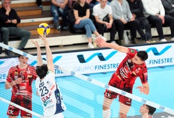 Siêu sao Bulgaria toả sáng, Civitanova gây sốc trước đương kim vô địch Trentino ở tứ kết SuperLega
