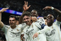 Valverde lập hat-trick như Mbappe, Real Madrid vùi dập Man City