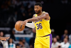 Sự thật rùng rợn: Marcus Smart từng thi đấu tại NBA suốt 6 năm với mảnh kính găm trong tay