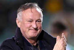 HLV Bắc Ireland thách thức Italia: "Bây giờ họ không còn Totti và Del Piero nữa"