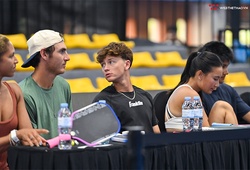 Từ màn lội ngược dòng ấn tượng đến khoảnh khắc bối rối: Hayden Patriquin mất vợt sau bán kết