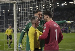 Thủ môn Bosnia nói về loạt luân lưu ở trận Bosnia-Ý: "Donnarumma thực sự phi thể thao"