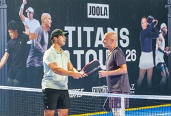 Andre Agassi và Ben Johns lập kỷ lục Guiness về trận pickleball cao nhất thế giới