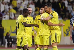 Cristiano Ronaldo còn cách mốc 1000 bàn thắng bao nhiêu sau bàn thứ 24 cho Al Nassr?