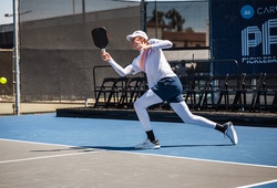 Từ sân phong trào đến top 6 pickleball thế giới: 5 bài học của Roscoe Bellamy
