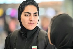 Rút đơn tị nạn, đội trưởng tuyển nữ Iran lập tức được trả lại tài sản