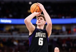 Khước từ 10 triệu USD từ NCAA, ngôi sao trẻ người Đức Hannes Steinbach nhắm thẳng tới NBA
