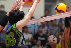 Hóa chất Đức Giang “dội mưa block”, bóp nghẹt hàng công VTV Bình Điền Long An