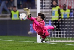 Thủ môn cản phá thành công 4 quả phạt đền liên tiếp được Lazio mua với giá "bèo"