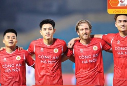 Đình Bắc rực sáng hat-trick, CAHN thị uy sức mạnh trên đỉnh V.League