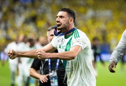 Hành động chế nhạo của cầu thủ Al Ahli đối với Al Nassr của Cristiano Ronaldo