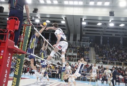 Modena đặt 1 tay vào tấm vé tham dự Challenge Cup mùa tới