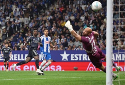 Bảng xếp hạng La Liga mới nhất sau khi Real Madrid khiến Barcelona trì hoãn chức vô địch