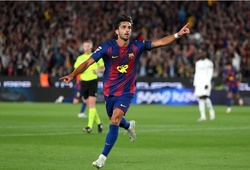Barcelona thu hẹp khoảng cách về chức vô địch La Liga với Real Madrid