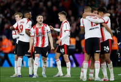 Southampton có nguy cơ bị loại khỏi vòng play-off hoặc bị trừ điểm nếu bị phát hiện do thám Middlesbrough