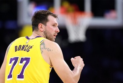 Luka Doncic san bằng thành tích hiếm có của LeBron James với danh hiệu All-NBA mới nhất