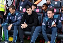 HLV Iraola đồng ý đến Liverpool với yêu cầu nghiêm ngặt về đội ngũ trợ lý