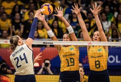 Đội tuyển bóng chuyền số 1 thế giới Ý bị Brazil cắt đứt mạch 39 chiến thắng