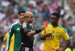 Trận Mexico - Nam Phi lập kỷ lục chưa từng có về thẻ đỏ trong lịch sử World Cup