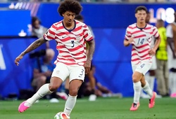 Trung vệ tuyển Mỹ lập kỷ lục chuyền bóng chưa từng thấy ở World Cup