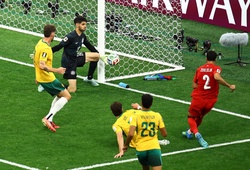 Thủ môn Australia làm nên lịch sử với số pha cứu thua kỷ lục trước Thổ Nhĩ Kỳ