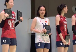 Kim Thoa lần đầu nhận danh hiệu chuyền hai xuất sắc nhất trong màu áo ĐTQG